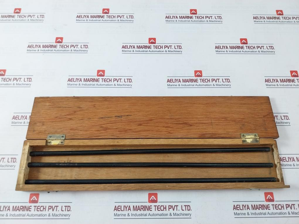 Osaka Nunotani Seiki Flinders Bars Magnetic Compass Set