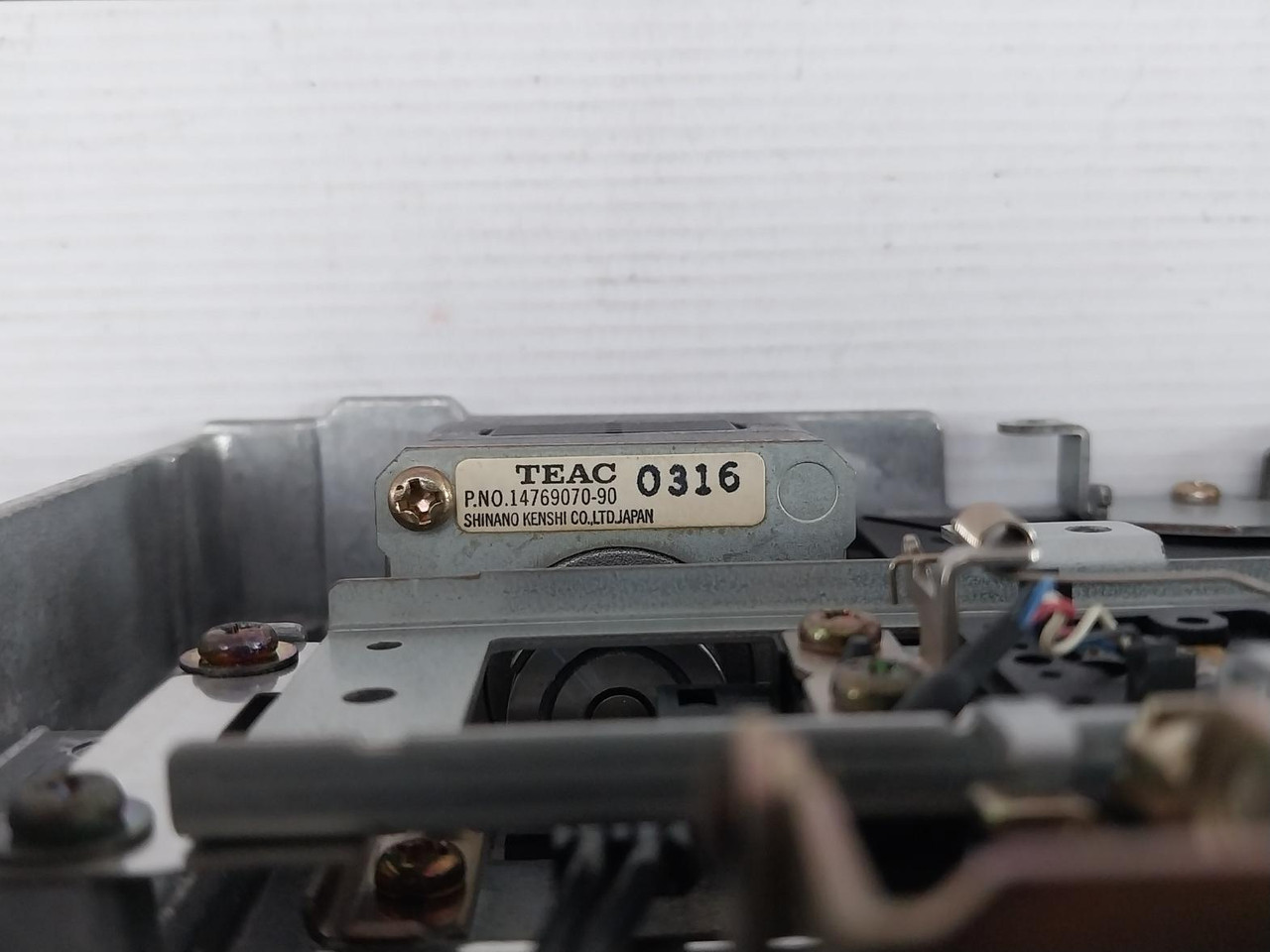Teac 19307351-00 Floppy Drive Fd-55Br Jci-n1S Yg-h2