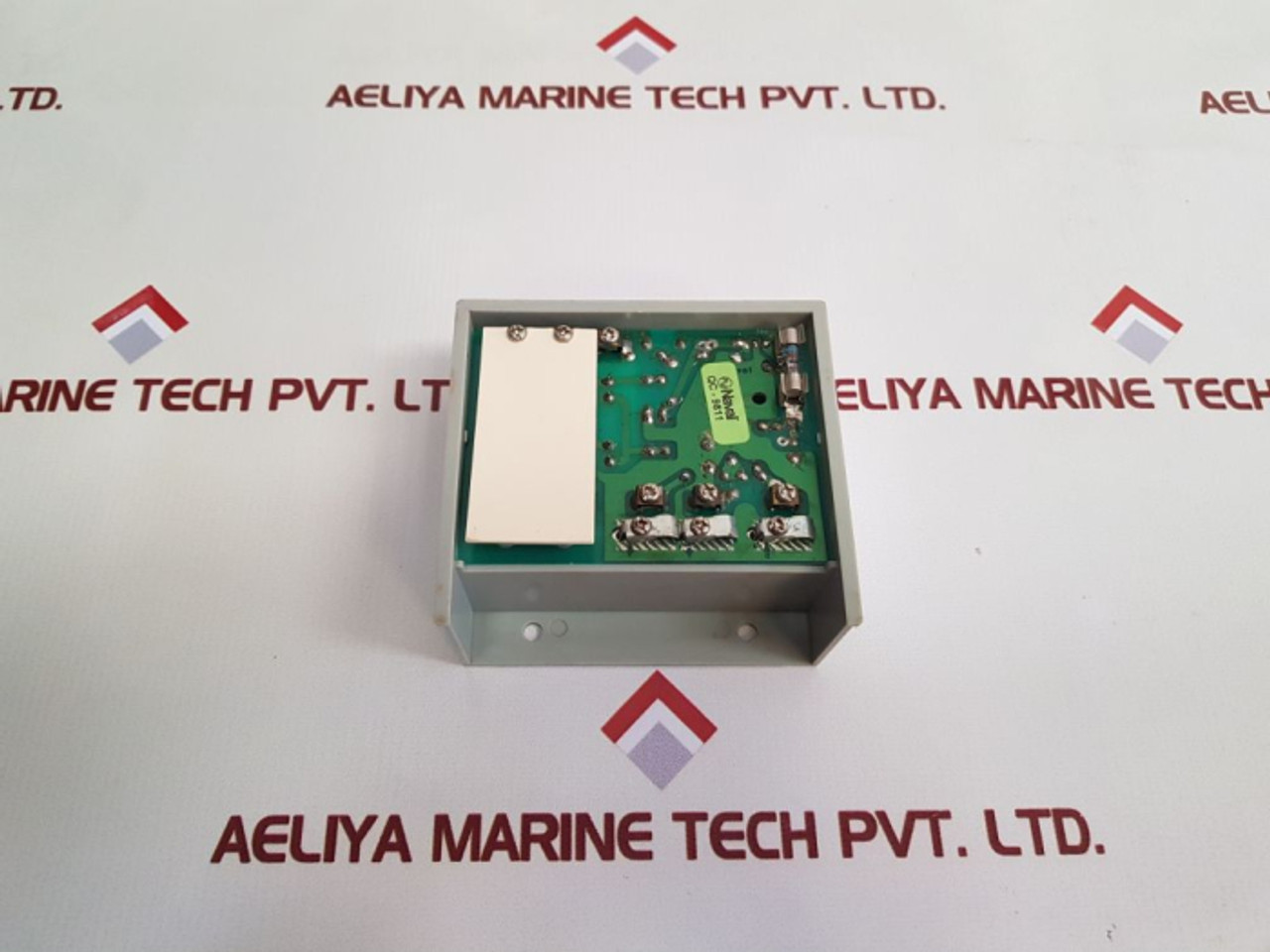Naval Electronics Pb1212 Powerbox 箱付き