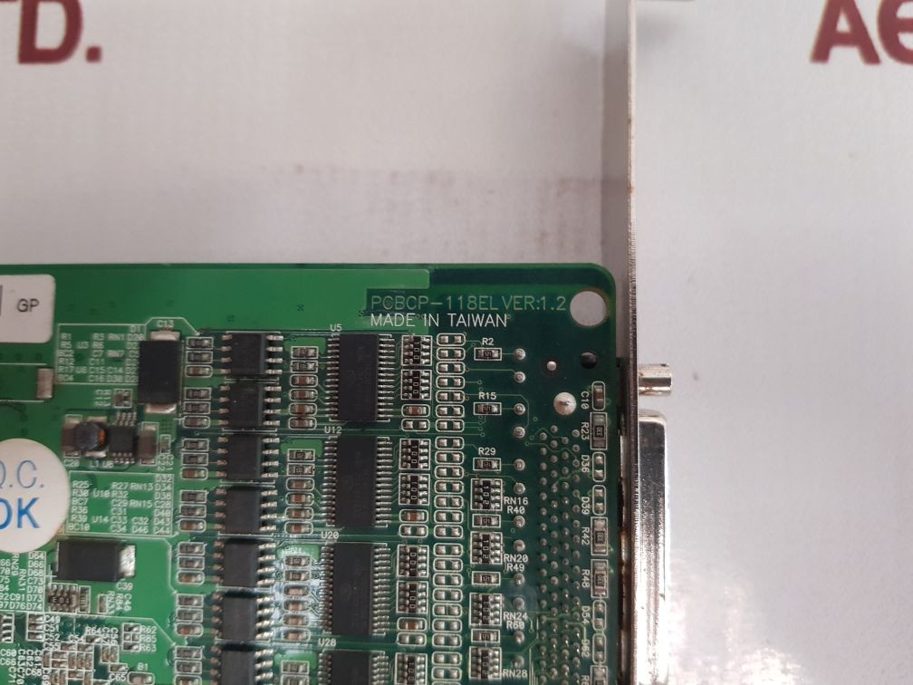 Moxa Cp-118El 8 Port Profile Pci Express Board Rs-232/422/485