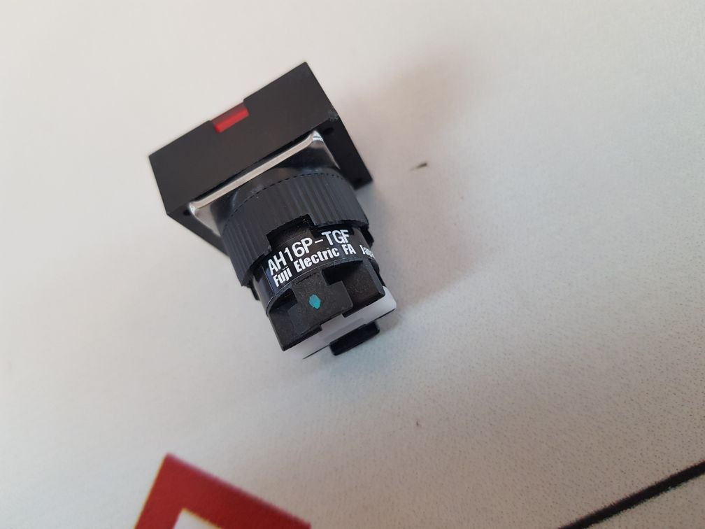 Fuji Electric Ah16P-tgf Pushbutton Switch