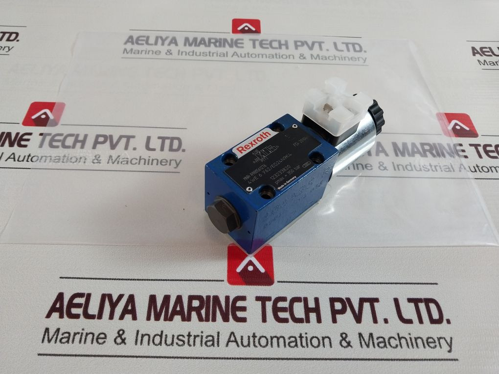 Rexroth R900561276 Directional Control Valve 4We 6 Y62/Eg24N9K4