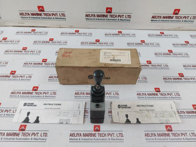Sauer-danfoss 155B4210 Pvres-s Electric Remote Joystick Controller Used Sauer-danfoss 155B4210 Pvres-s Electric Remote Joystick Controller Used