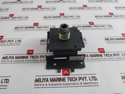Schneider Electric Extended Rotary Handle Ndhomt2N - Used Schneider Electric Extended Rotary Handle Ndhomt2N - Used