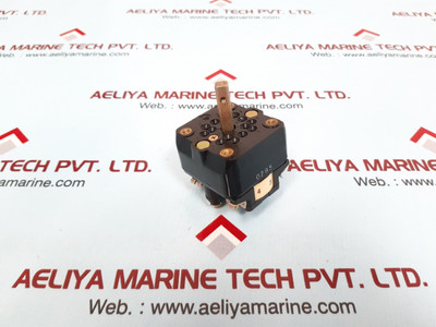 Seiko electric tbn 403 cam switch 600v 10a weight 140 gm Seiko electric tbn 403 cam switch 600v 10a weight 140 gm