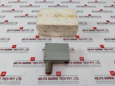 Trafag 904.2381 Pressure Transmitter - New Trafag 904.2381 Pressure Transmitter - New
