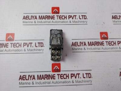 Siemens K10P-11A15-120 Relay With Base 15A 120Vac - Used