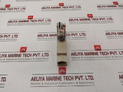 Omron Ze-qa2-2 Limit Switch 10A 250Vac - Used Omron Ze-qa2-2 Limit Switch 10A 250Vac - Used