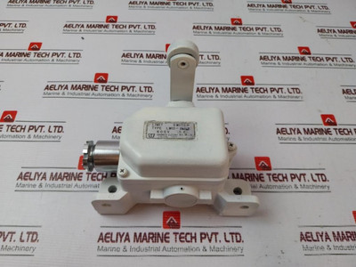 Sakamoto Electric Lwio-1B1Be Limit Switch 600V 5A - Used Sakamoto Electric Lwio-1B1Be Limit Switch 600V 5A - Used