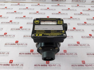 Universal Flow Monitors Mn-asb50Lm-16Bp-320Cs.9-a1Nr Flow Meter - Used