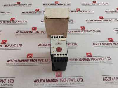Siemens 7Pu4140-2Bb30 Time Relay 50/60Hz 7Zx1012-0Pu40-4Aa1