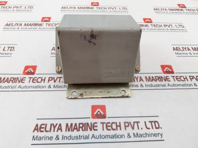 Danfoss Cas 136 Pressure Control Switch 0.1A 250V Used