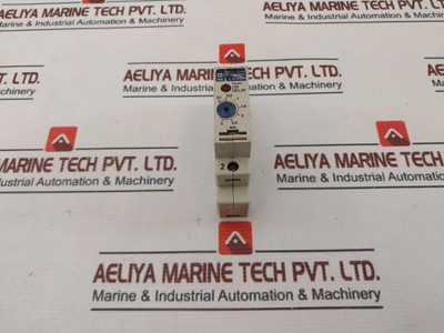 Telemecanique Re1 – La 001 Travail On Delay Timer 0,1–3Sec Used Telemecanique Re1 – La 001 Travail On Delay Timer 0,1–3Sec Used