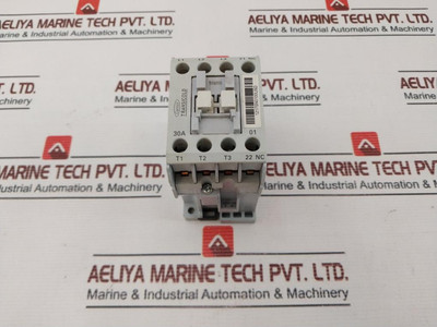 Carrier 10-00431-10 Contactor 30A 600V Used