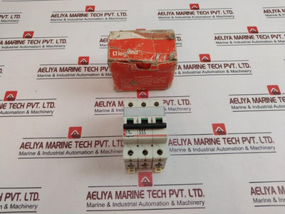Legrand C25 3P Circuit Breaker 50/60Hz Used Legrand C25 3P Circuit Breaker 50/60Hz Used