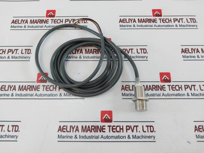 Omron E2E-x5E2 Proximity Sensor 12 To 24 Vdc Used Omron E2E-x5E2 Proximity Sensor 12 To 24 Vdc Used