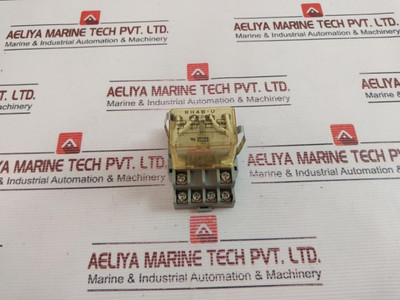 Idec Rh4B-u/Sh4B-05U Relay With Socket Used Idec Rh4B-u/Sh4B-05U Relay With Socket Used