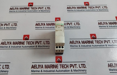 Schneider Electric Re7Tl11Bu Time Delay Relay 0.05S-300H Used Schneider Electric Re7Tl11Bu Time Delay Relay 0.05S-300H Used