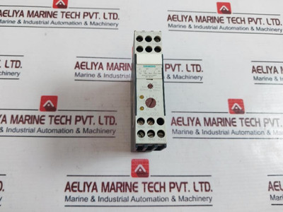 Siemens 7Pu4220-2Bj20 Time Relay 50/60 Hz Used