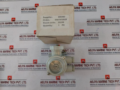 10A 250V Ip56 Socket With Switch New 10A 250V Ip56 Socket With Switch New