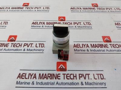 Idec Asw 0201/ Hw-g01 Selector Switch With Contact Block Used Idec Asw 0201/ Hw-g01 Selector Switch With Contact Block Used