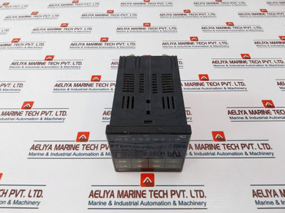 Fuji Electric Pyh9 Temperature Controller 85~265Vac 50/60Hz