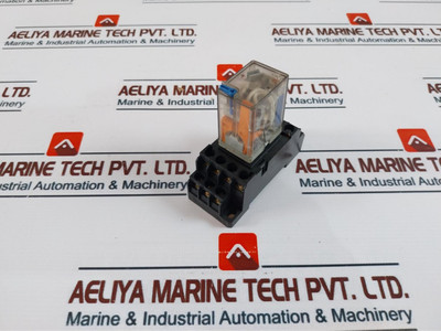 Finder 55.04 Relay With Base 5A-250V 24V-dc Used