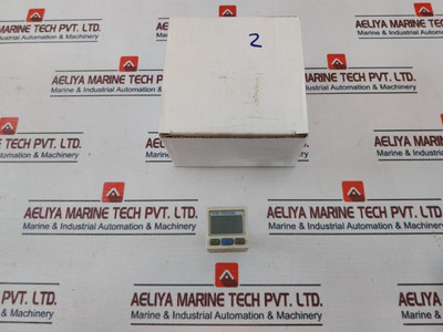 Smc Zse30A-01-p Digital Pressure Switch Used Smc Zse30A-01-p Digital Pressure Switch Used
