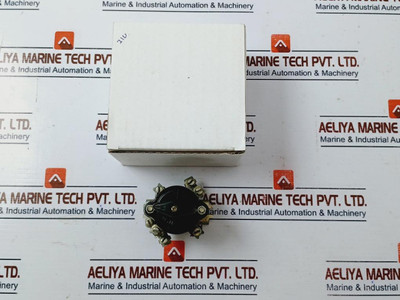 Pp2-10/H2/ПП2-10/H2 Rotary Switch 10A 220V 6A 380V Used Pp2-10/H2/ПП2-10/H2 Rotary Switch 10A 220V 6A 380V Used