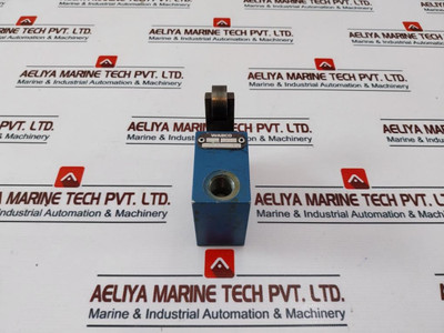 Wabco 3630030010 Roller Lever Directional Valve Used