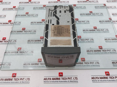 Honeywell De133-0-a-a0-0-z-1-0C-ee0-000 Universal Temperature Controller Used