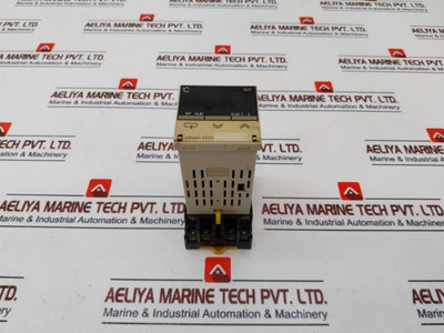 Omron E5Cs-r1Gu-w Temperature Controller 100 To 240Vac~ 50/60Hz 5Va Used Omron E5Cs-r1Gu-w Temperature Controller 100 To 240Vac~ 50/60Hz 5Va Used