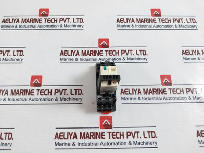 Telemecanique Rxm4Ab2Bd Relay With Rxze2M114 Socket
