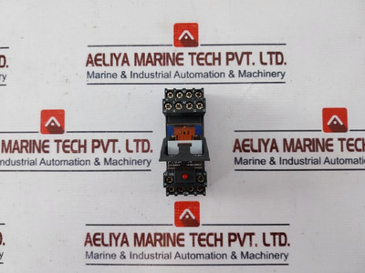 Schrack Pt530024 Relay With Socket Used Schrack Pt530024 Relay With Socket Used