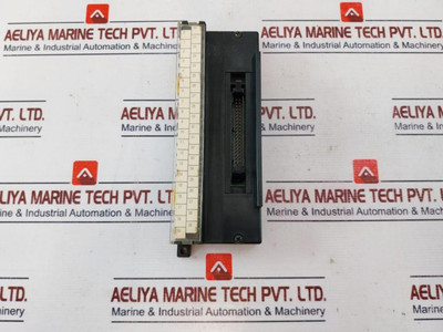 Yoshida Electric Ps7D-40V4 Terminal Block 1A 125V Used Yoshida Electric Ps7D-40V4 Terminal Block 1A 125V Used