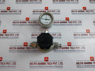 Tescom 44-3262Hrw3-853 Pressure Regulator With Pressure Gauge En837-1 - Used Tescom 44-3262Hrw3-853 Pressure Regulator With Pressure Gauge En837-1 - Used
