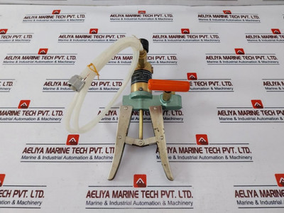 Ralston Instruments 44022 Hydraulic Hand Pump - Used