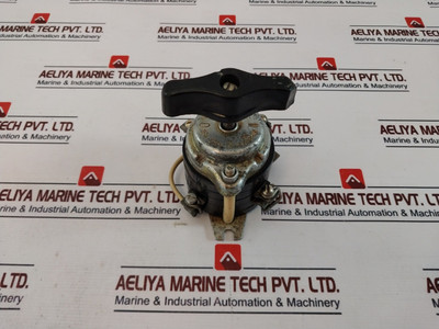 ПП-25/СП44 - Pp-25/Sp44 Galley Packet Switch 25A 220V - Used ПП-25/СП44 - Pp-25/Sp44 Galley Packet Switch 25A 220V - Used