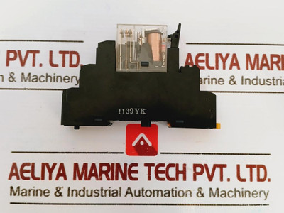Allen-bradley 700-hk32Z24-4 Relay 24Vdc & 700-hn122 5A 250Vac - Used Allen-bradley 700-hk32Z24-4 Relay 24Vdc & 700-hn122 5A 250Vac - Used