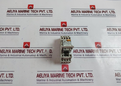 Carlo Gavazzi Zmi 15/4N Relay Socket 12A 300V - Used Carlo Gavazzi Zmi 15/4N Relay Socket 12A 300V - Used