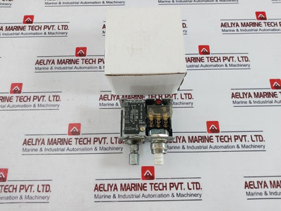Danfoss Kp5 060-1173 Pressure Switch 8-28 Bar 100-400 Psig Pe - Used Danfoss Kp5 060-1173 Pressure Switch 8-28 Bar 100-400 Psig Pe - Used