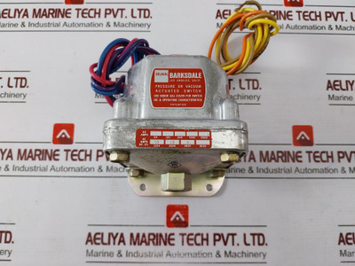 Barksdale D2H-h18 Pressure/Vacuum Actuated Switch 0.4-18 Psi