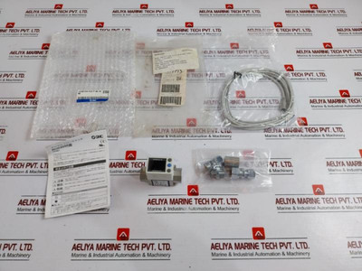 Smc Pf3W704-f03-f-m-x648 Digital Flow Switch Set Dc12-24V - New Smc Pf3W704-f03-f-m-x648 Digital Flow Switch Set Dc12-24V - New