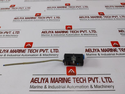 Festo Sde5-d10-o-q6E-p-k Pressure Sensor 0-10 Bar 15-30Vdc