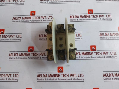 Bogenschutz 8129.000008 Fuse Base Triple Pole 660V-160A - Used Bogenschutz 8129.000008 Fuse Base Triple Pole 660V-160A - Used