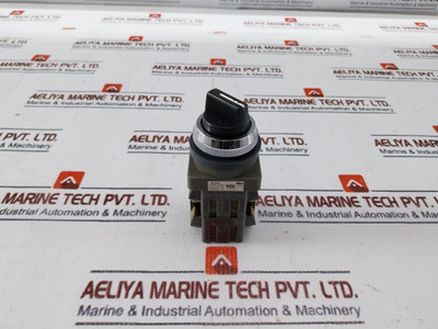Idec Izumi Asn 41-10569 Selector Switch 600V 10A - New Idec Izumi Asn 41-10569 Selector Switch 600V 10A - New