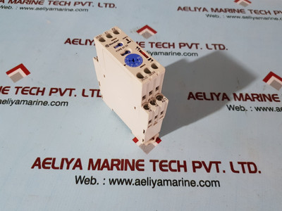 Finder 87.02 8702 0240 0000 multi function time delay relay - New