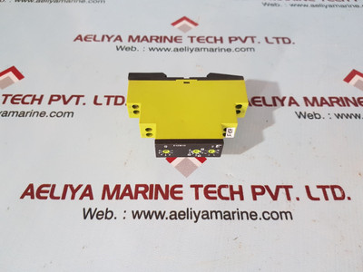 Tele e1zm10 24-240v ac/dc multi function timer relay - Used