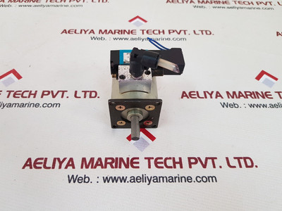 Kuroda prh20s-90-135-p-z rotary cylinder with Kuroda pcs-244 valve