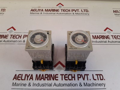 Lot Of 2X Omron H3Cr-a Timer 0.05S-300H With Base